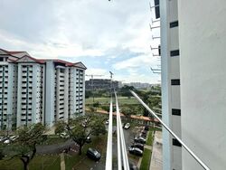 Blk 305 Hong Kah East Garden (Jurong East), HDB 5 Rooms #581117471